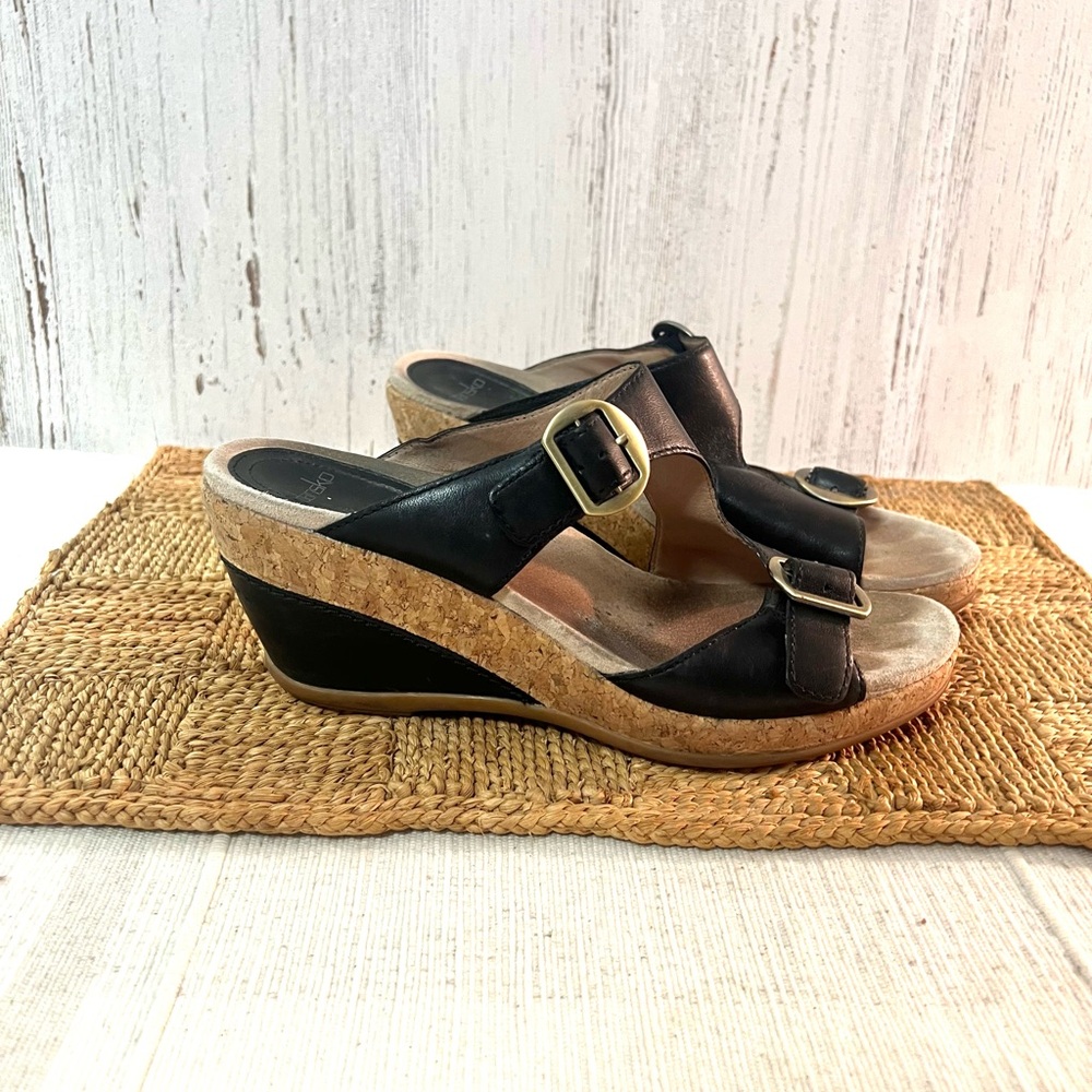 Dansko open toe wedge black sandal size 40 9.5-10